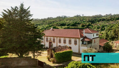 Esta quinta junto ao rio Dão parece saída de um filme de época. Está à venda por 5 milhões — NiT