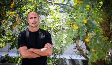 Ricardo Araújo Pereira: “Eu sou comediante porque paga melhor do que estar em casa a escrever. Não é a minha vocação estar num palco”