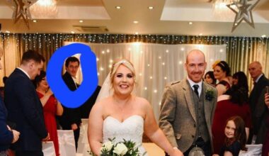 "Quem é este?": casal descobre identidade de convidado misterioso quatro anos depois do casamento