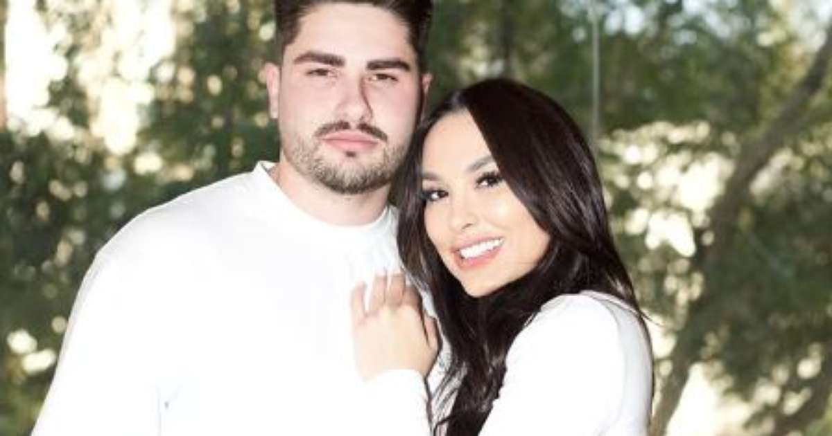 Atriz Suzi Sassaki anuncia fim de namoro com Lucas Souza após um mês