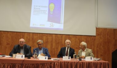 Sampaio da Nóvoa apresentou o livro «Ideias simples para uma escola feliz»