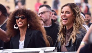 Paolla Oliveira e Taís Araújo, rivais em 'Vale Tudo', esbanjam sintonia no The Town; confira os looks estilosos das atrizes!