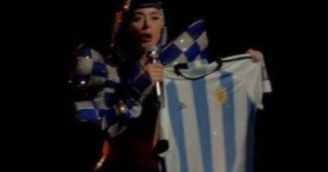 Katy Perry ‘brinca com fogo’ na Argentina: ‘irritação’ de fãs brasileiros