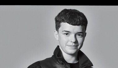 Quem é Owen Cooper, o miúdo inglês que aos 15 anos se tornou o mais jovem premiado nos Emmys