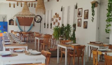 Ainda poucos conhecem o sítio onde a comida caseira promete gente feliz