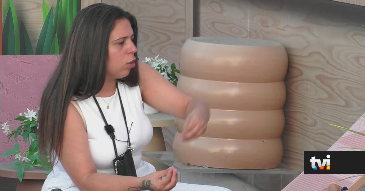 «Se dissesse sim, tu dormias comigo»: Lídia mostra-se incomodada com Bruno Miguel - Secret Story
