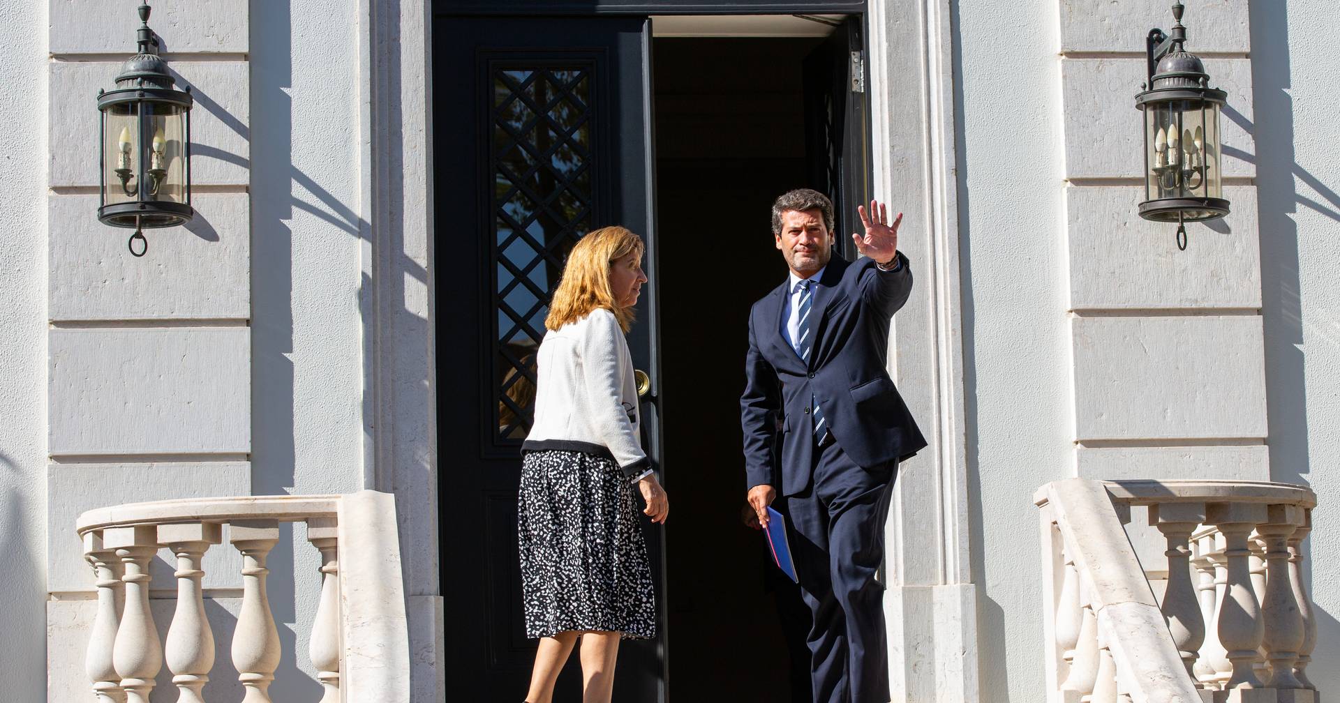 Ventura vai entregar nomes de governo-sombra à direção nacional do Chega