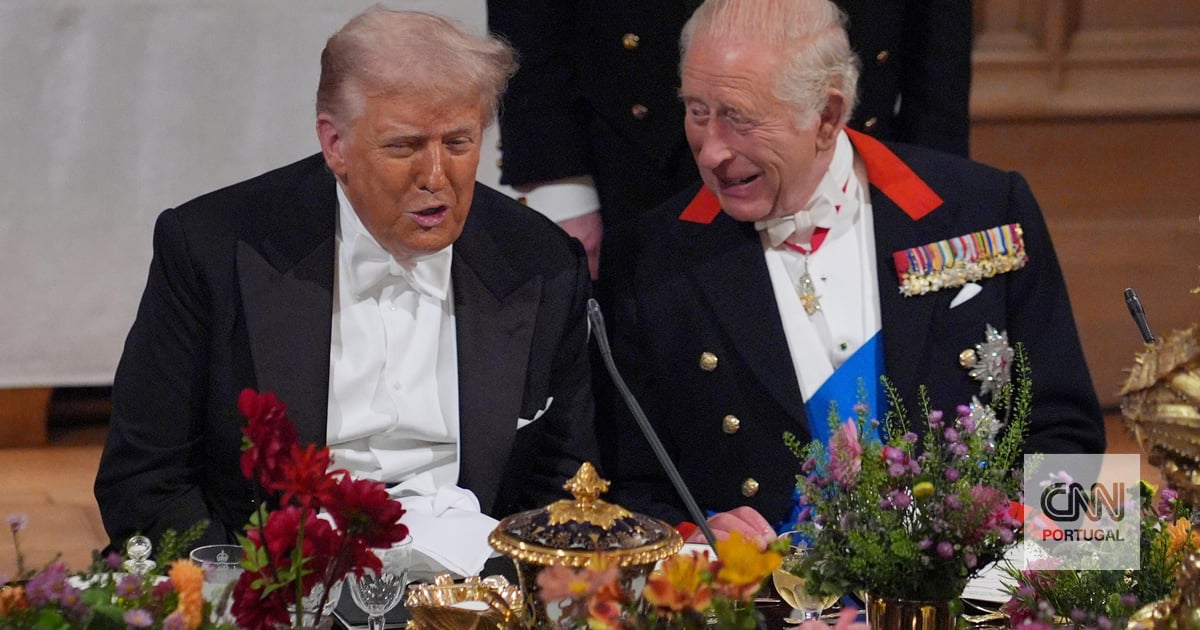 "Em duas guerras mundiais, lutámos juntos para derrotar as forças da tirania". Como o rei Carlos III tentou colocar Trump do lado da Ucrânia