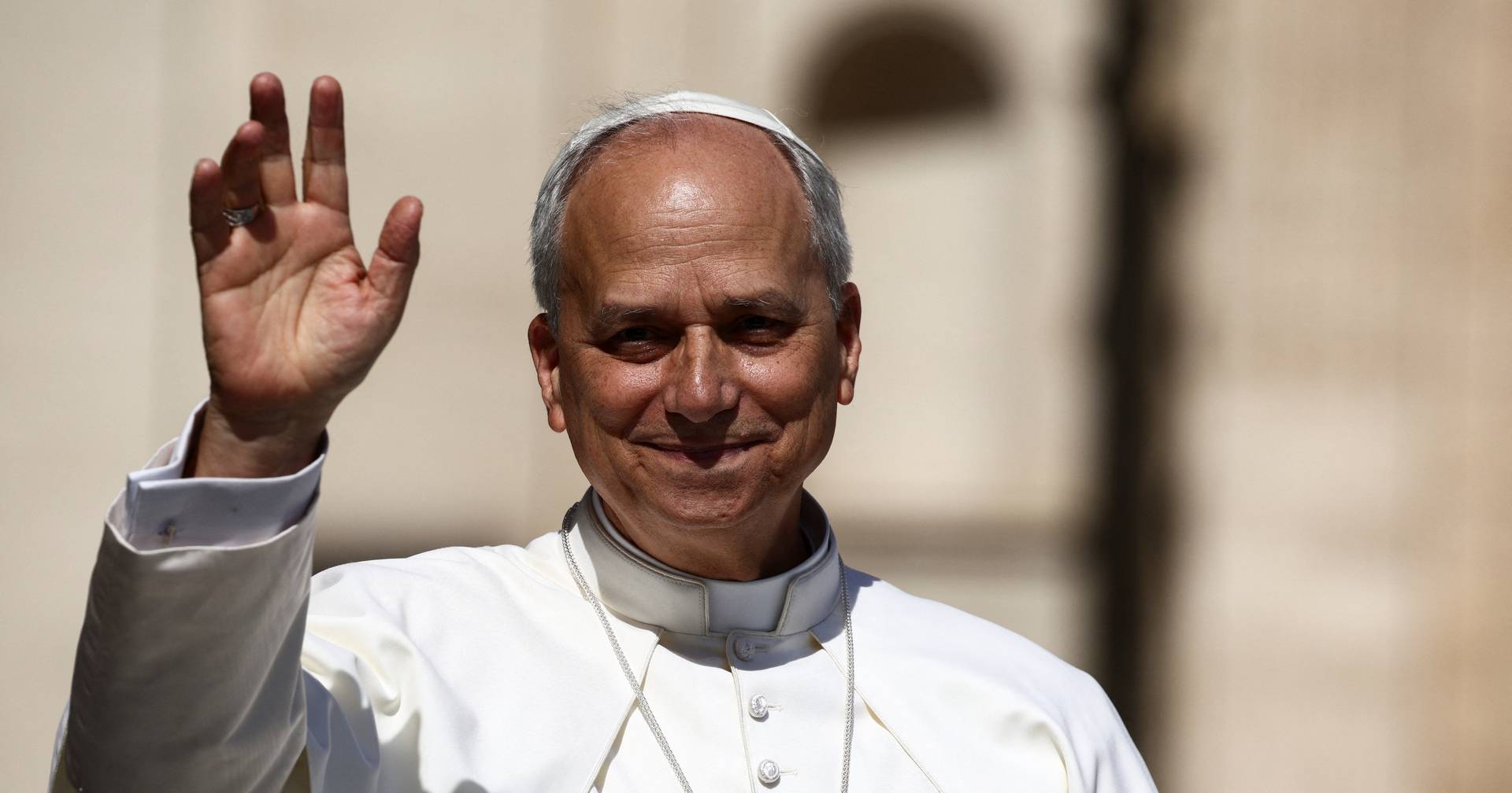 Papa afasta reforma em relação às mulheres e fiéis LGBT+ mas quer continuar caminho de Francisco