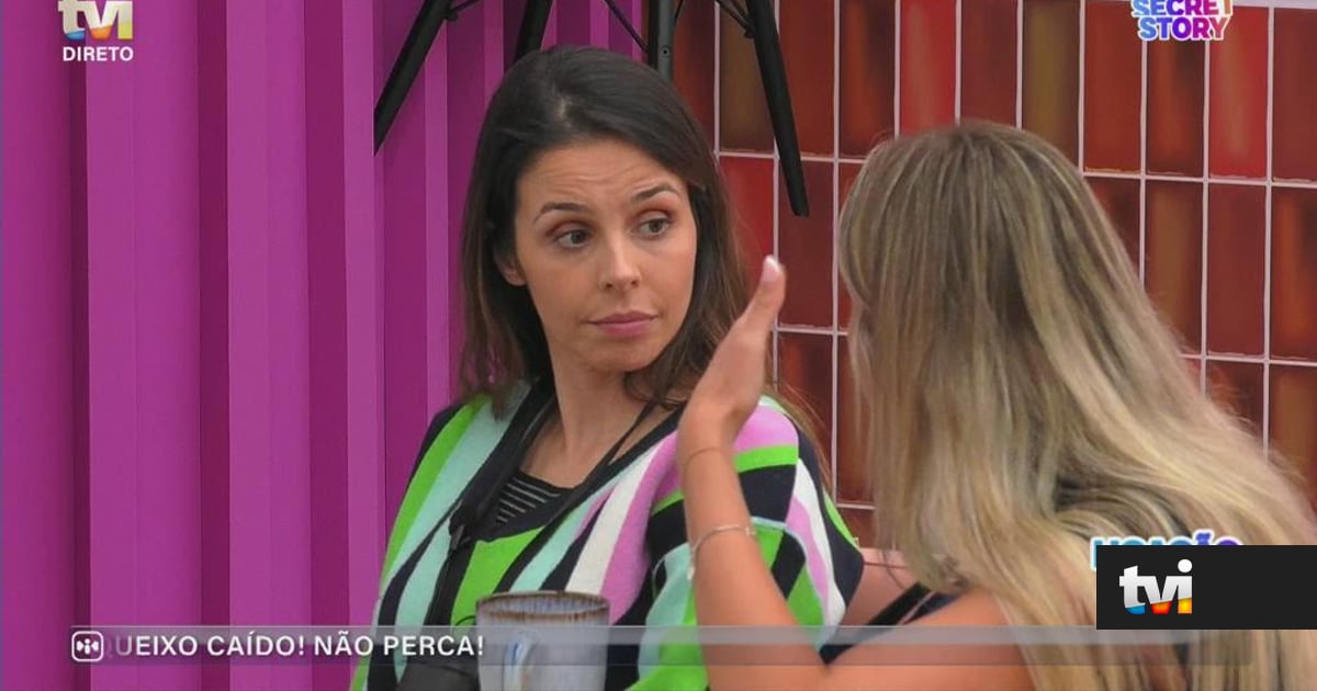 Ana reage a acusações e denuncia ameaça de Mariana - Secret Story