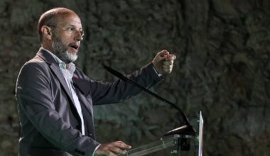 Rui Tavares pede que se vá além da resistência ao fascismo e pede união