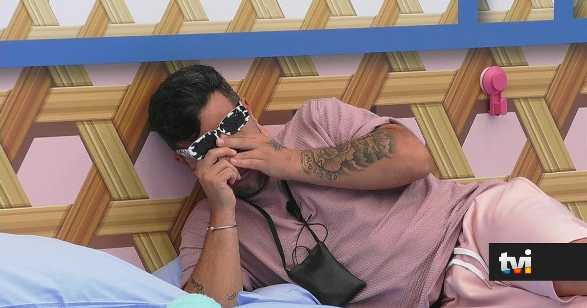 Depois de ver a mulher de rastos, Pedro isola-se a chorar - Secret Story