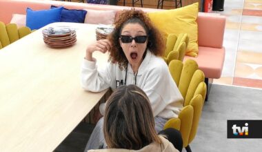 «Será que ele se sacrificou por alguma coisa?»: Ana Cristina repara em marcas nas costas de concorrente - Secret Story