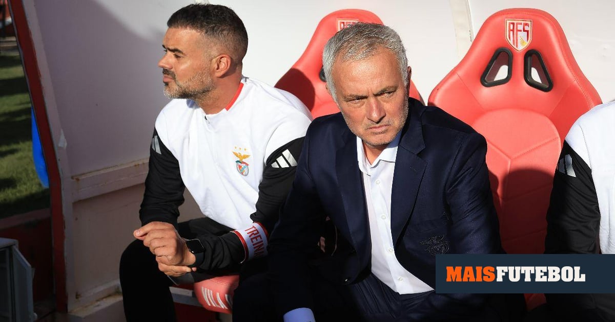 Mourinho: «Ganhava mais em casa do que a trabalhar no Benfica»