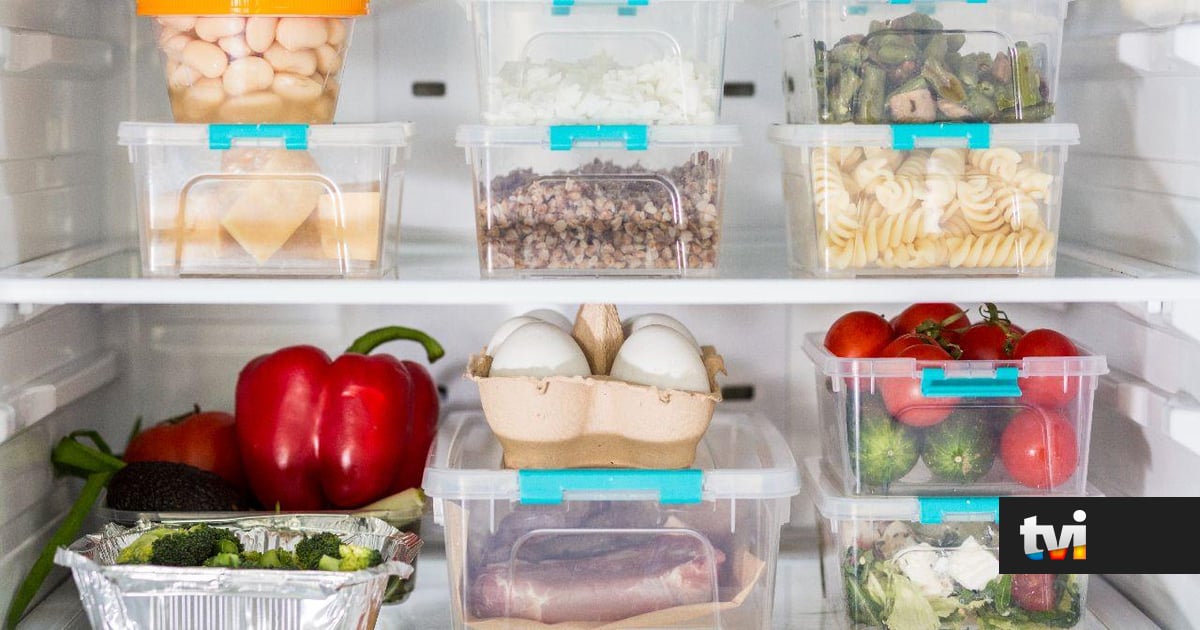 Depois de cozinhar, quanto tempo devemos esperar antes de colocar a comida no frigorífico? - Dois às 10