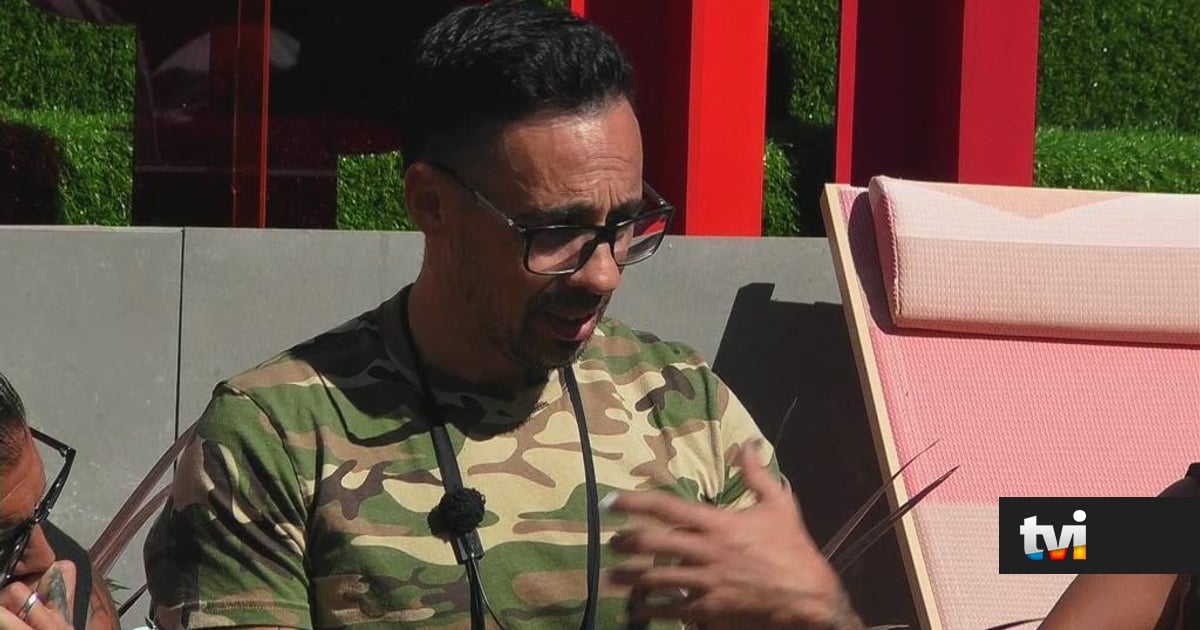 Sandro é questionado por algo da casa, mas a resposta só envolve Cristiano Ronaldo - Secret Story