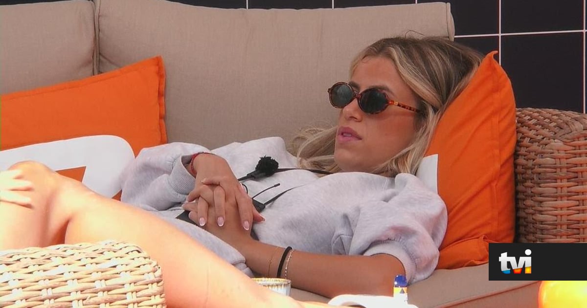 «Achas que ela é lésbica?»: Ana questiona Dylan sobre suspeitas de concorrente - Secret Story