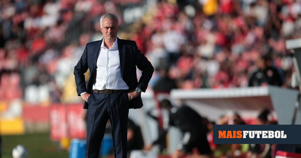 Sneijder e as críticas de Mourinho ao Fenerbahçe: «Não foi inteligente»
