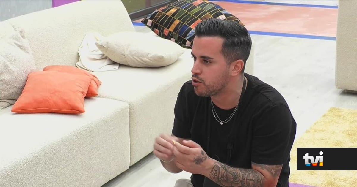 Discussão de 'casal'? Picardia entre Pedro e Ana aquece jantar e preocupa concorrente - Secret Story