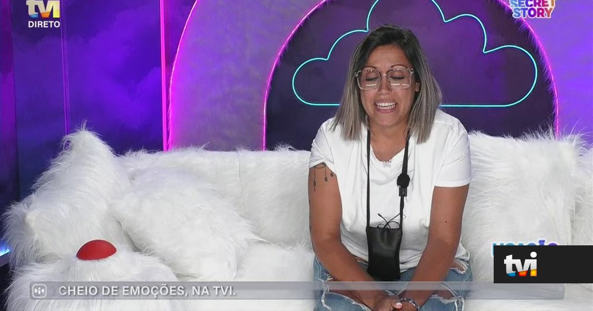 Botão dos Segredos: Marisa arrisca e aponta segredo a Bruno e Vera - Secret Story