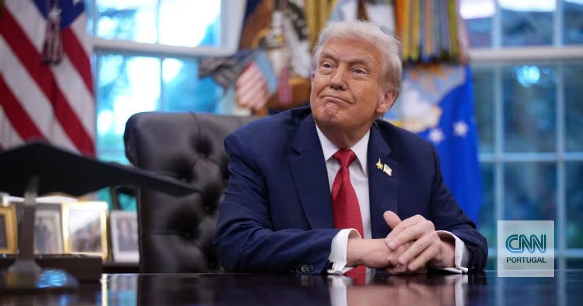 Acaba de acontecer uma coisa que demonstra a viragem radical de Trump - até para os seus padrões