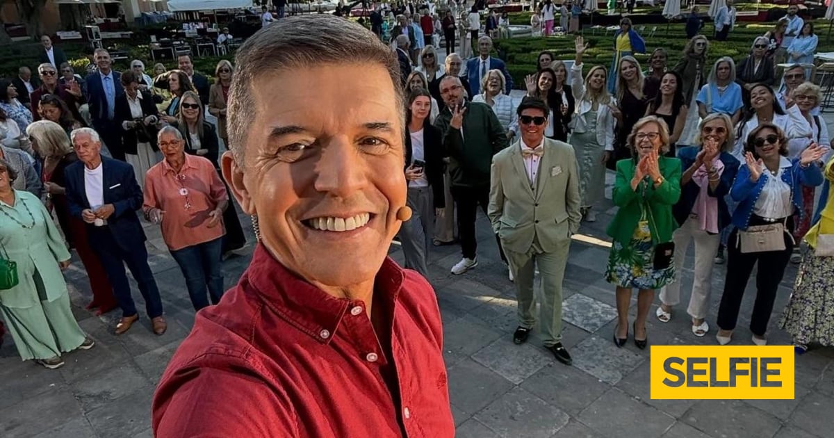 Look inesperado: de saia, João Baião surge na passadeira vermelha dos Globos de Ouro!