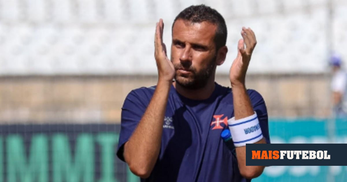 Belenenses confirma João Nuno no Estrela da Amadora
