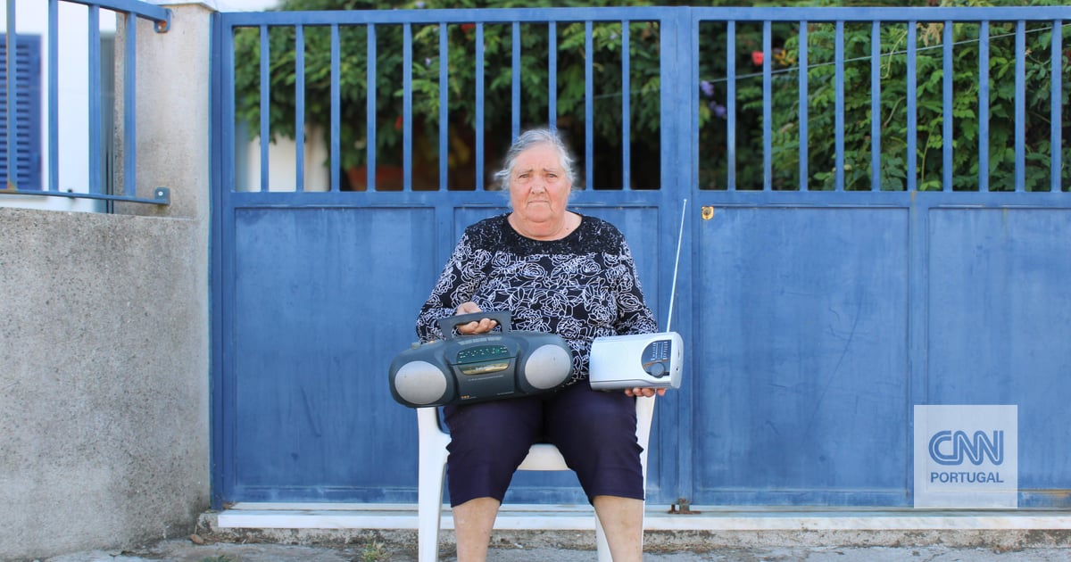 Dia 8, Sertã. A menina da rádio