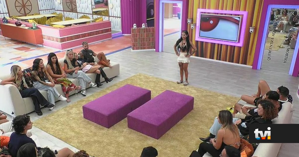 Pára tudo! Mariana pensa ter descoberto o segredo da Bruna - Secret Story