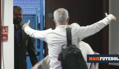 Mourinho revê funcionária antiga o Chelsea e faz uma festa - Maisfutebol