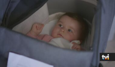 A Protegida: Benedita fica em pânico ao encontrar Carlota - Novelas