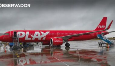 Companhia aérea abre falência e deixa passageiros em terra – Observador