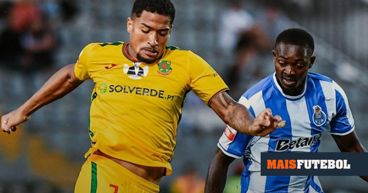 II Liga: Paços resiste com nove e empata com o FC Porto B