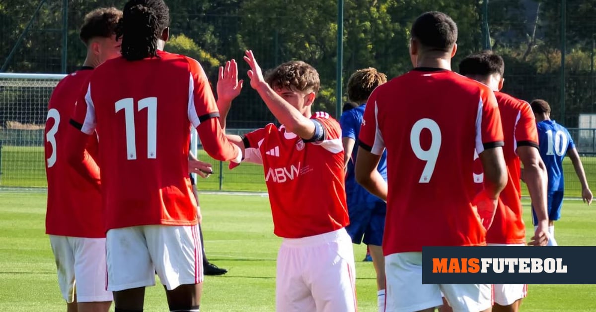 Youth League: Benfica goleado na visita ao Chelsea