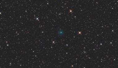 Novas imagens do cometa 3I/ATLAS, capturadas em 7 de setembro  -  (crédito: Reprodução/Michael Jäger e Gerald Rhemann )