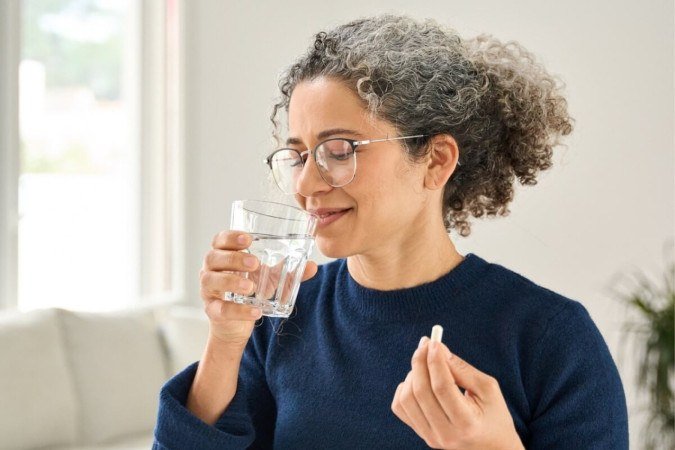 Suplementos evitam deficiências nutricionais após os quarenta anos e mantêm o bem-estar do corpo (Imagem: insta_photos