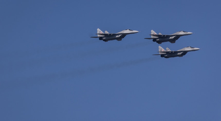 Três caças MIG russos entraram no espaço aéreo da Estónia