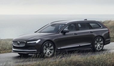 2020 Volvo V90