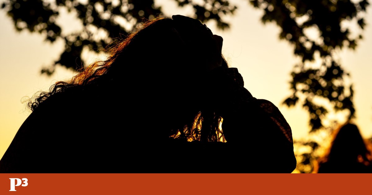 Estamos a ficar infelizes cada vez mais cedo? | Saúde mental