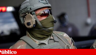 Agente do ICE mata imigrante nos subúrbios de Chicago | EUA