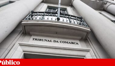 Professor condenado por 62 crimes de abuso volta a ser colocado | Escolas