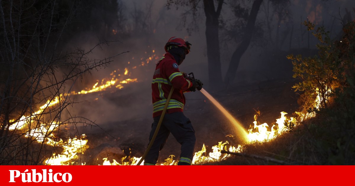 Mais de 500 operacionais em Aljezur. Perigo máximo de incêndio em 40 concelhos | Incêndios