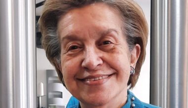 Morreu a actriz e cantora Helena Rocha, um dos pilares do Teatro Politeama | Teatro