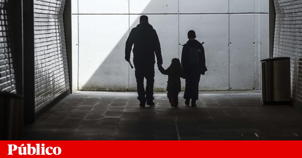 Imigração: Governo recua nas restrições ao reagrupamento de casais com filhos | Imigração