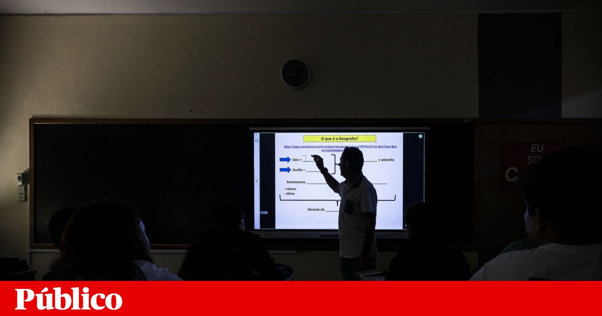 Governo facilita processo para formar docentes com habilitação própria | Educação