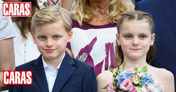 Gémeos Jacques e Gabriella encantam em evento tradicional do Mónaco
