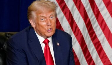 Médio Oriente. Donald Trump fala em "hipótese real de grandeza" e algo "inédito"