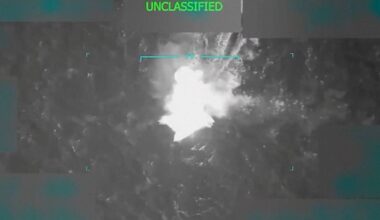 Militares norte-americanos mataram 11 pessoas em ataque a alegado barco de droga da Venezuela