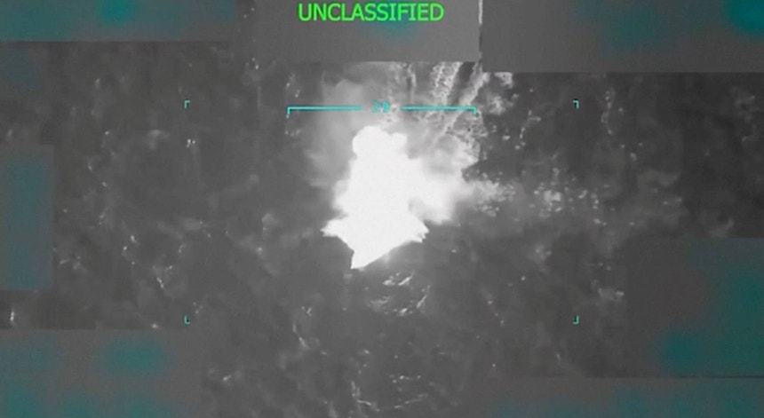 Militares norte-americanos mataram 11 pessoas em ataque a alegado barco de droga da Venezuela