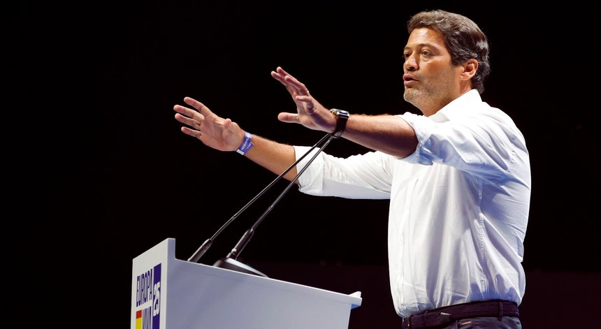 Presidenciais. André Ventura avança com candidatura a Belém